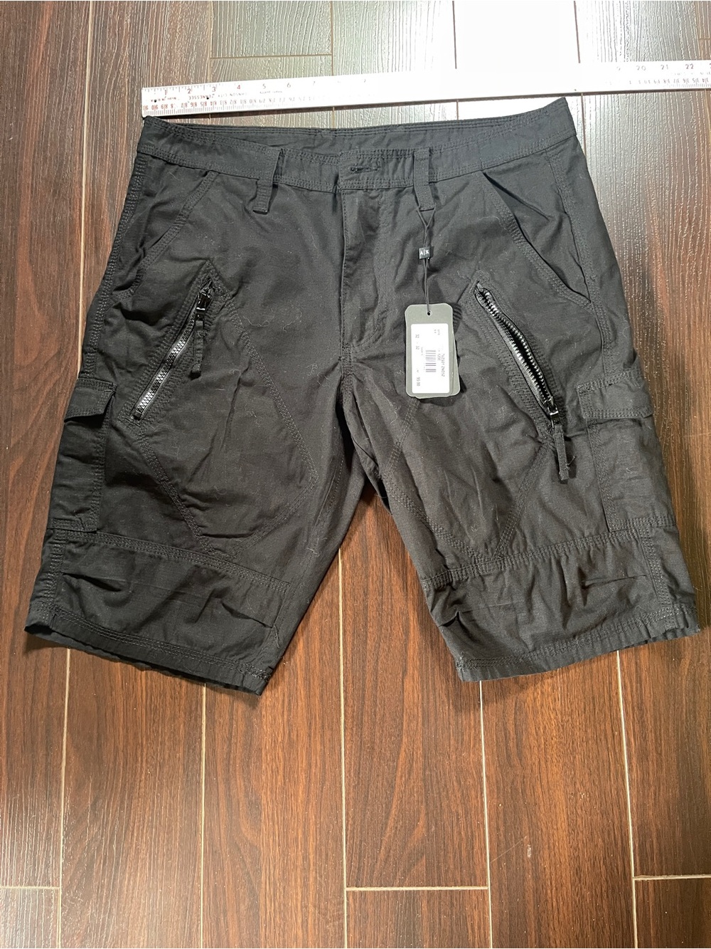 Armani exchange A/X Cargo Shorts size 32